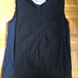 Free whit purchase Mexx knitted  vest​